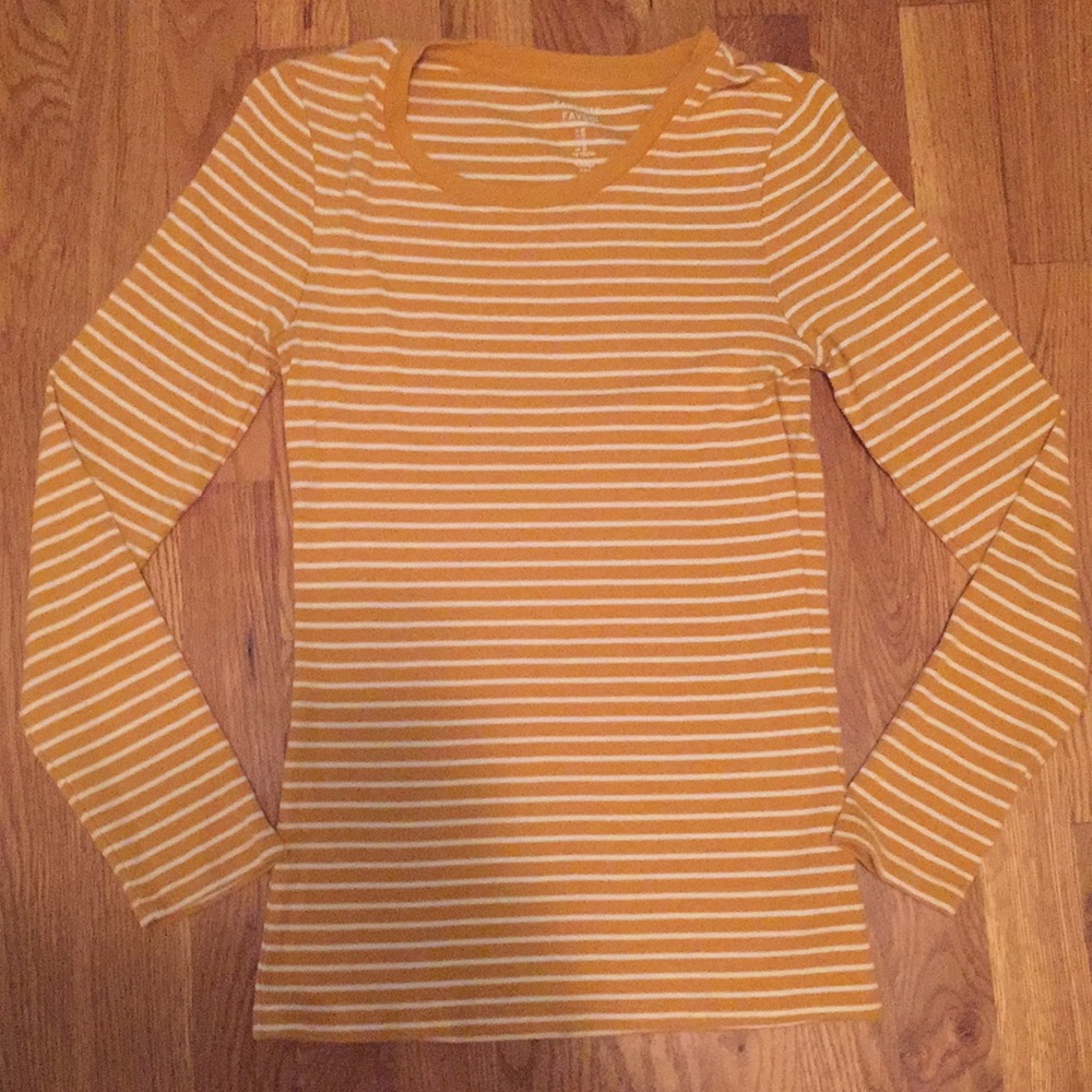 Gap Long-Sleeved Tee